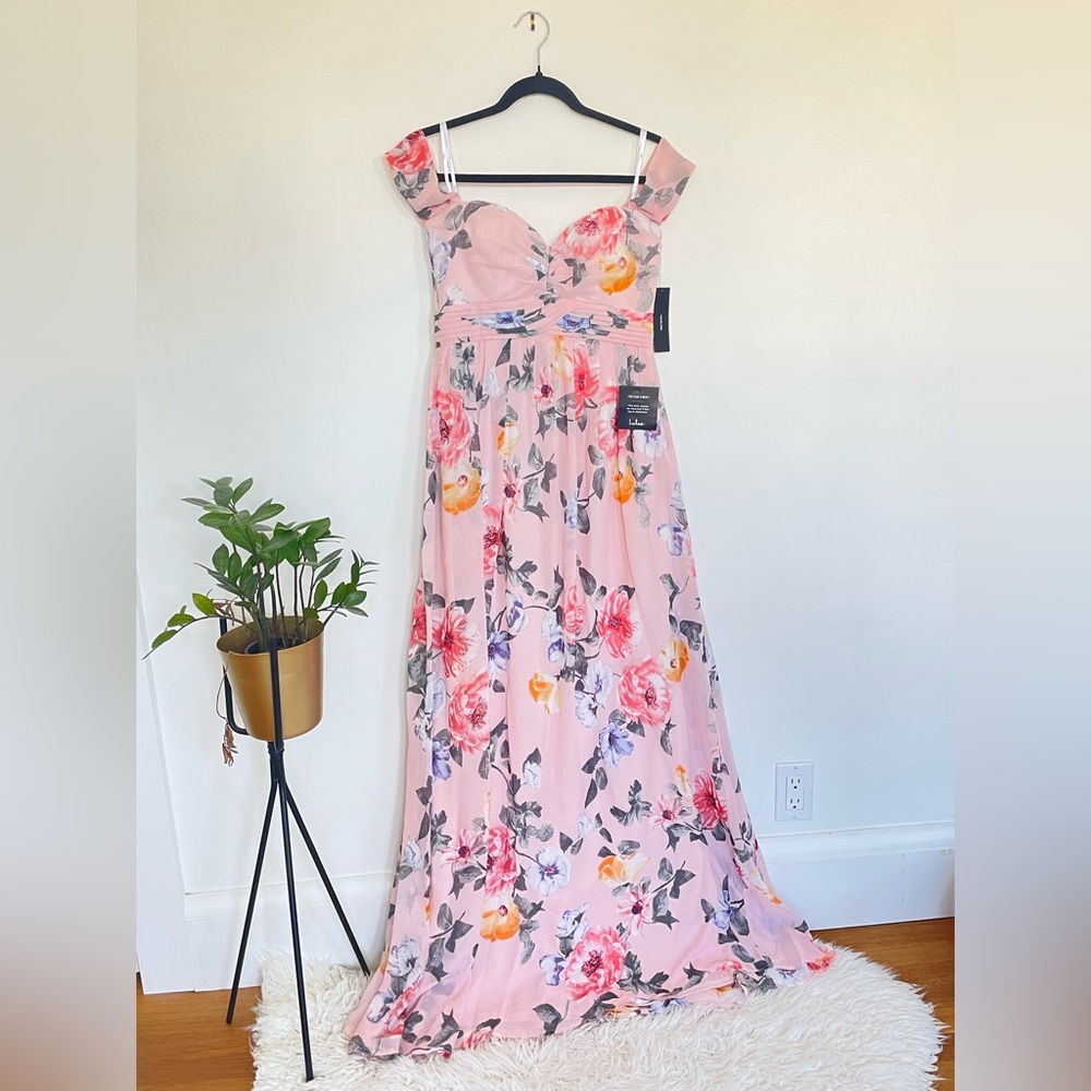 NWT Lulus Floral Maxi Dress